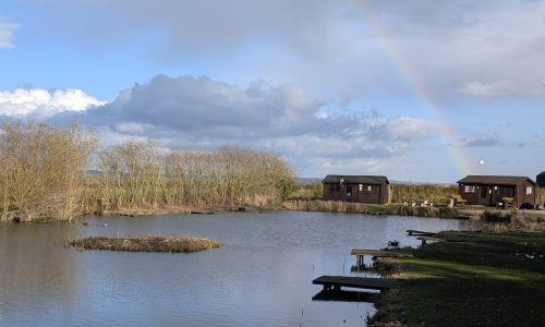 Fishing Lake Lincolnshire Wolds fishing breaks, fishing with lodges, lodge stays, angling lincolnshire, lincoln lane lakes